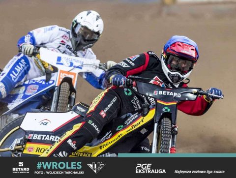 Emocje do ostatniego wyścigu!