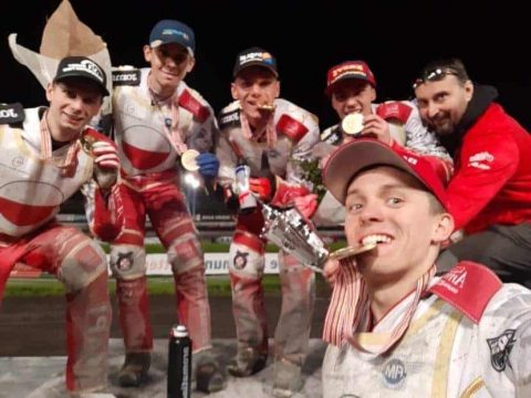 Kolejne złoto z trudnościami!