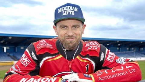 Hans Andersen wraca do Peterborough