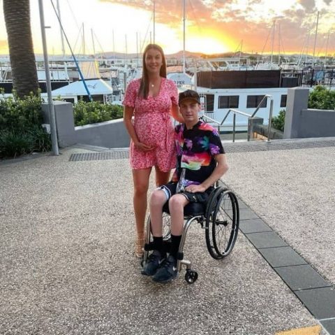 Rodzina Wardów powiększona, Darcy Ward został ojcem