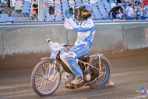 Jestem bardzo szczęśliwy w Rzeszowie teraz, ale Ostrów Wielkopolski zawsze będzie w moim sercu  – Adam Ellis dla BsTV!