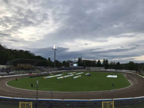 Rybnik wygrywa po ciężkim meczu 50:40