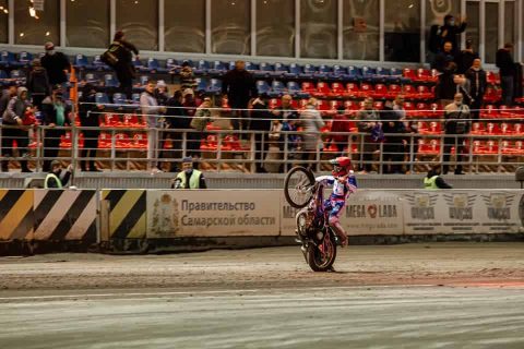 Mega Łada lepsza od Wostoku