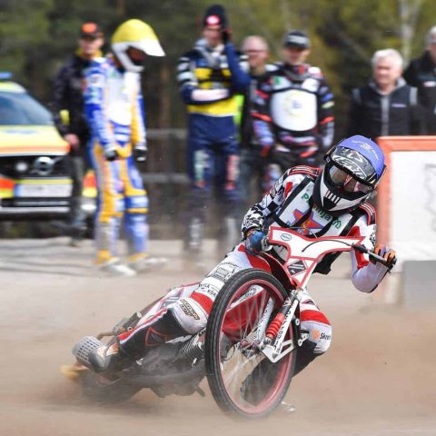 Dackarna Målilla – Masarna Avesta 55:35. Świetny występ Piotra Pawlickiego nie przyniósł punktów drużynie.