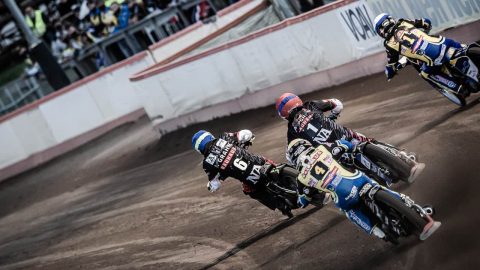 Chris Holder pozbawił kompletu Roberta Lamberta