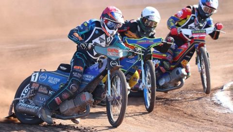 Kent Kings oraz Newcastle Diamonds z pierwszymi wygranymi w sezonie