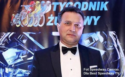 W rozmowie z Michałem Świącikiem poruszamy dyspozycje Fredrika Lindgrena czy też relacji Madsena z klubem!