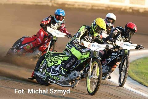 To trzeba zobaczyć! Artiom Laguta wygrywa Grand Prix! [Wideo]