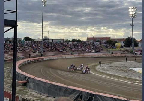 Aforti Start Gniezno – Arged Malesa Ostrów -relacja 50:40. Pewna wygrana gospodarzy!