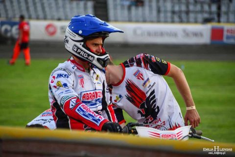 Ależ pech tego zawodnik! Trzymajcie mocno kciuki za Grzegorza Zengote!