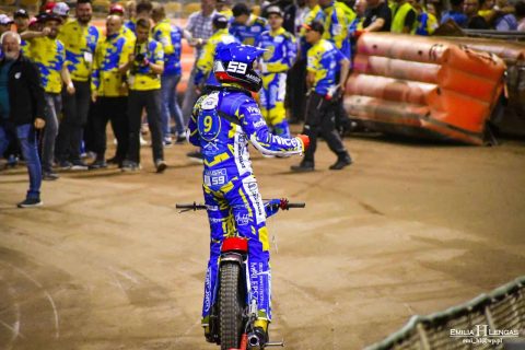 Zobacz ostatni, decydujący wyścig dający wygraną i utrzymanie GKM u w elicie! [wideo]