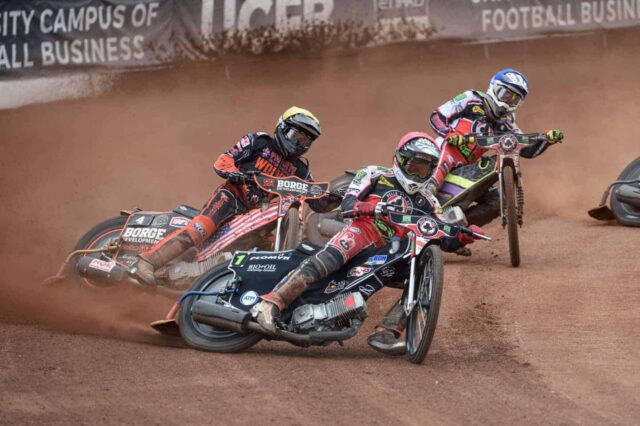 Wolverhampton Wolves dwukrotnie pokonali Belle Vue Aces