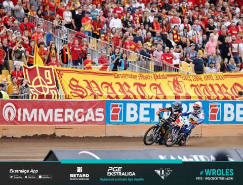 Betard Sparta melduje się w finale! Relacja meczu Betard Sparta Wrocław – Fogo Unia Leszno 47:43.