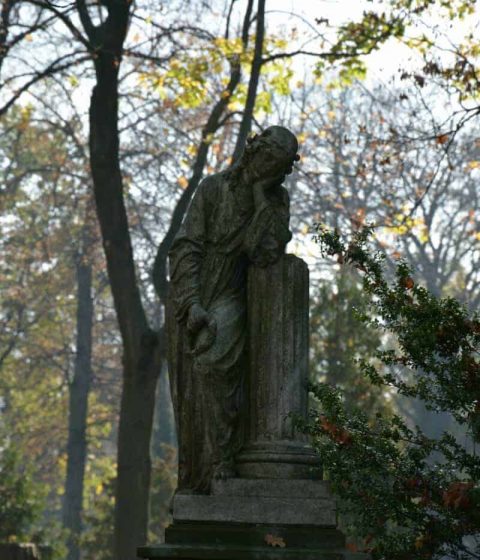 W dzień Wszystkich Świętych wspominamy tych, którzy odeszli