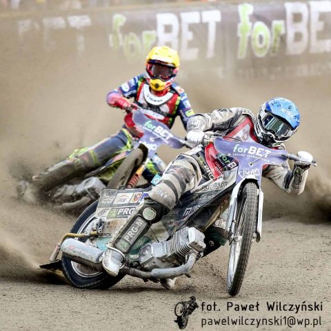 Grzegorz Zengota żegna się z kibicami