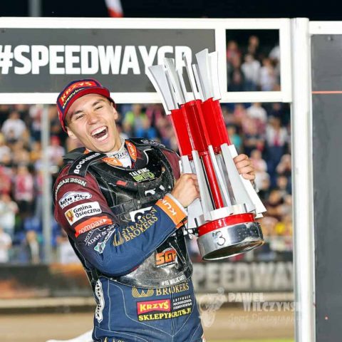 Dominik Kubera: „Myślę, że jeszcze dużo muszę pojeździć na żużlu, aby na stałe dostać się do Grand Prix.”