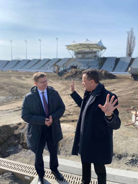 Prezydent Częstochowy na oględzinach prac torowych przy Olsztyńskiej