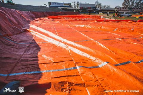 Problemy z produkcją plandek dla klubów? Lublin, Włókniarz, Grudziądz i Leszno z problemami!