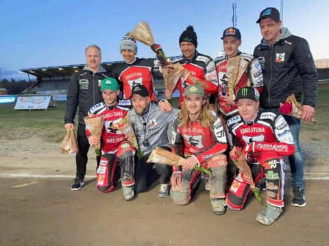 Eskilstuna Smederna pewnie rozprawiła się z  Rospiggarna Hallstavik. Wicemistrz kraju zwyciężył 59:31