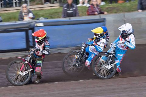 Grindsted minimalnie wygrywa z Slangerup. Porażka Team Fjelsted na domowym torze