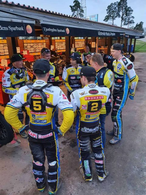 Bauhaus-Ligan. Wygrana Vastervik. Udane występy Biało-Czerwonych.