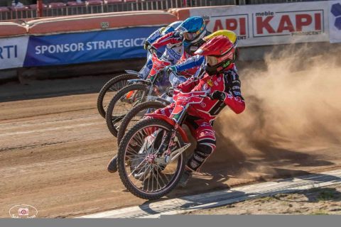 Gdzie oglądać żużel w telewizji? Plan transmisji na weekend (01.07 – 04.07)