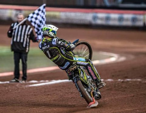 Wygrana w Super Heat dała Wiedźmom fotel lidera