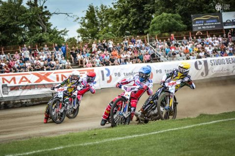 Pojedynek na szczycie pod kontrolą bydgoszczan. Abramczyk Polonia Bydgoszcz – Stelmet Falubaz Zielona Góra 49:41