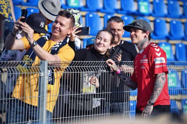 Tai Woffinden zakończył mecz wymownym gestem w stronę kibiców Motoru