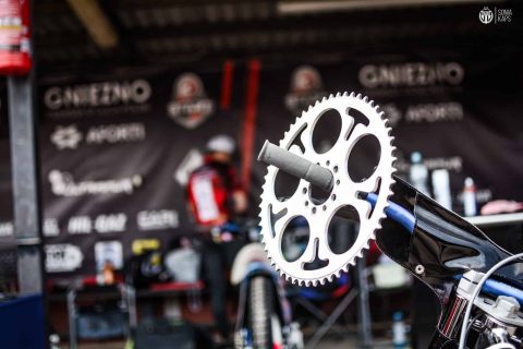 Gdzie oglądać żużel w telewizji? Plan transmisji na weekend. Weekend w pigułce!