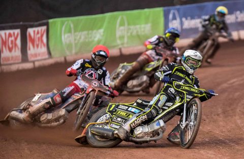 Wiedźmy odebrały Asom fotel lidera