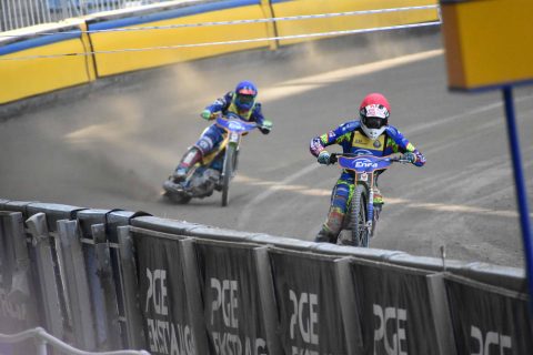 Wyrównane starcia 12. kolejki U-24 Ekstraligi. Deszcz pozmieniał plany dwóch spotkań. Podsumowanie