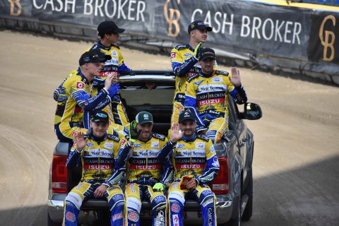 W Stali Gorzów walczą! Zostawić Zmarzlika czy walczyć o innych?! Jeden odejdzie i reszta ucieknie? Vaculik z konkretną ofertą od innego klubu!