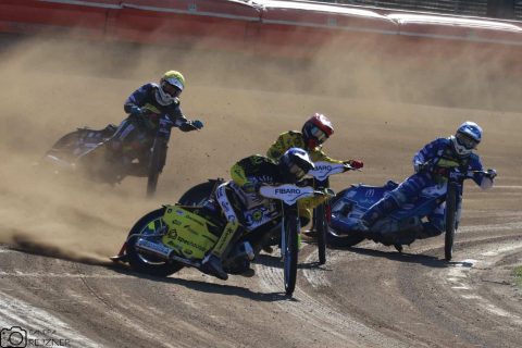 Budmax-Stal Polonia Piła – SpecHouse PSŻ Poznań 39:50. Deszczowe derby Wielkopolski dla Skorpionów! [RELACJA]