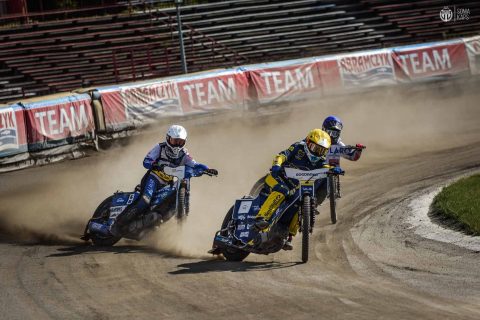 Młodzieżowcy Włókniarza Częstochowa oraz GKM-u Grudziądz pewnie wygrali kolejne rundy DMPJ