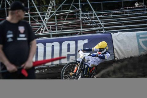 Pech ostrowian. Faworyci liderami po pierwszej rundzie DMPJ!