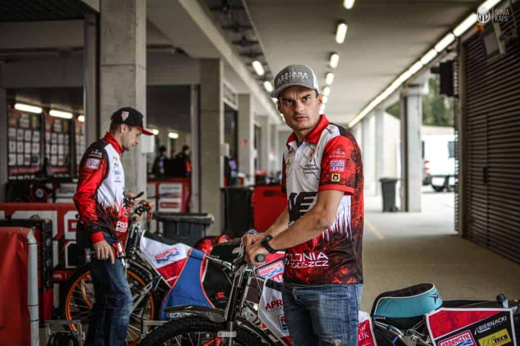 Adrian Miedziński wspomina Grand Prix w Toruniu "Ten sukces był wyjątkowy" 3 Zbyt proste tory dla młodzieży? Legenda Apatora komentuje