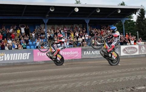 Landshut Devils zaskoczą Wilki Krosno? Zapowiedź drugiego meczu ćwierćfinałowego