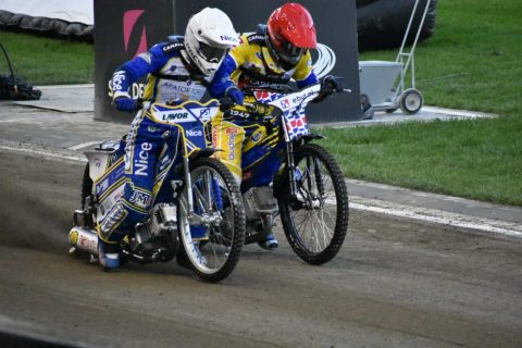 Fenomenalny Zmarzlik i Vaculik zapewniają zwycięstwo Stali w starciu z Apatorem