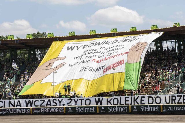 Chuligani Falubazu pobili kibiców Polonii! Nieoficjalnie kuzyn prezesa Polonii Bydgoszcz trafił do szpitala!