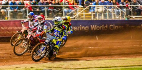 Pewne wygrane gospodarzy na torach Premiership