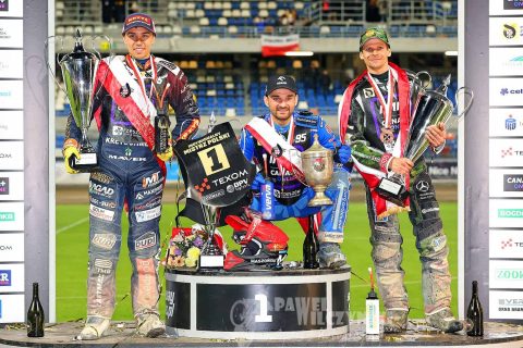 Nowa formuła IMP się obroniła? Tłumy w Rzeszowie, ale czapki Kadyrowa brak