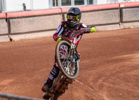 Belle Vue Aces są jednym kołem w finale. Ipswich Witches ulegli „Asom” 38:52