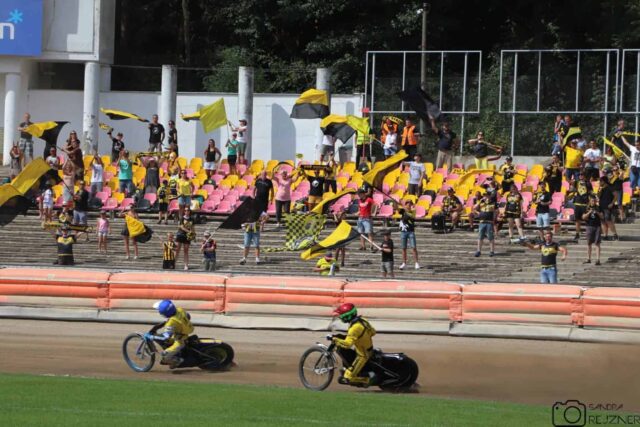 Ruszył remont stadionu w Poznaniu! Na pierwszy ogień poszły bandy