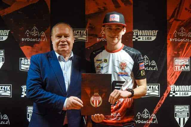 Olivier Buszkiewicz w Polonii Bydgoszcz!