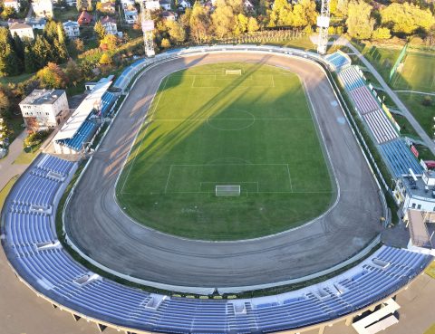 Żużel. Radni Krosna popierają plan modernizacji stadionu – budżet inwestycji wzrasta do 29 mln zł!
