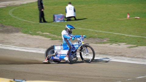 Kiedy pierwszy wyjazd na tor drużyny Fogo Unii Leszno?