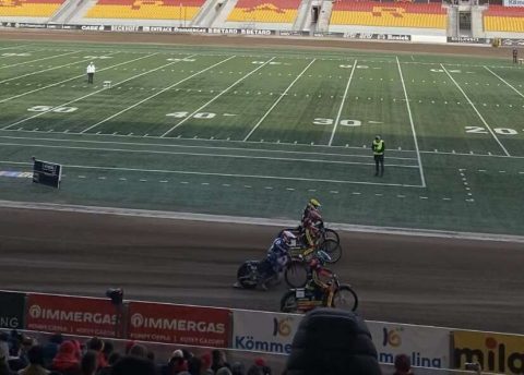 Betard Sparta Wrocław wygrywa z Enea Falubaz Zielona Góra. Pech Piotra Pawlickiego