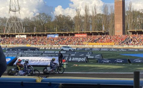 Żużel. Przy pełnych trybunach Betard Sparta Wrocław wygrywa z Fogo Unią Leszno 52:38 [RELACJA]