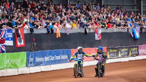 Lewis Kerr po bójce w meczu na Wyspach Brytyjskich: „Wszystko ze mną w porządku, natomiast w głowie mam pewien przełącznik i czasami odcina mi prąd”